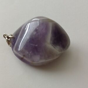 Elegant Amatist Teardrop Pendant